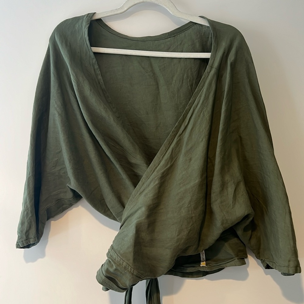 HEEL Athens Lab linen wrap top